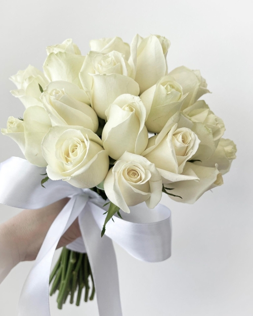 זר כלה ורדים לבנים (קרם)