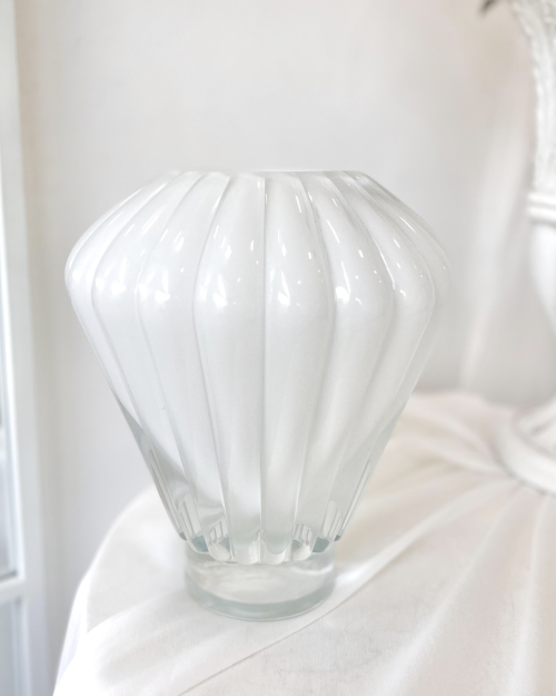 ואזה קונכייה לבנה